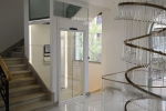 Installation of homelift in the middle of a staircase in Chuzhou